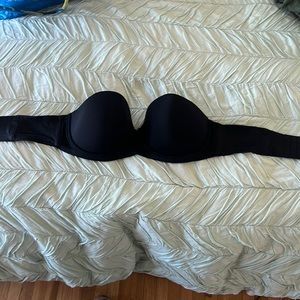 Wacoal Red Carpet Black Strapless Bra 40DD